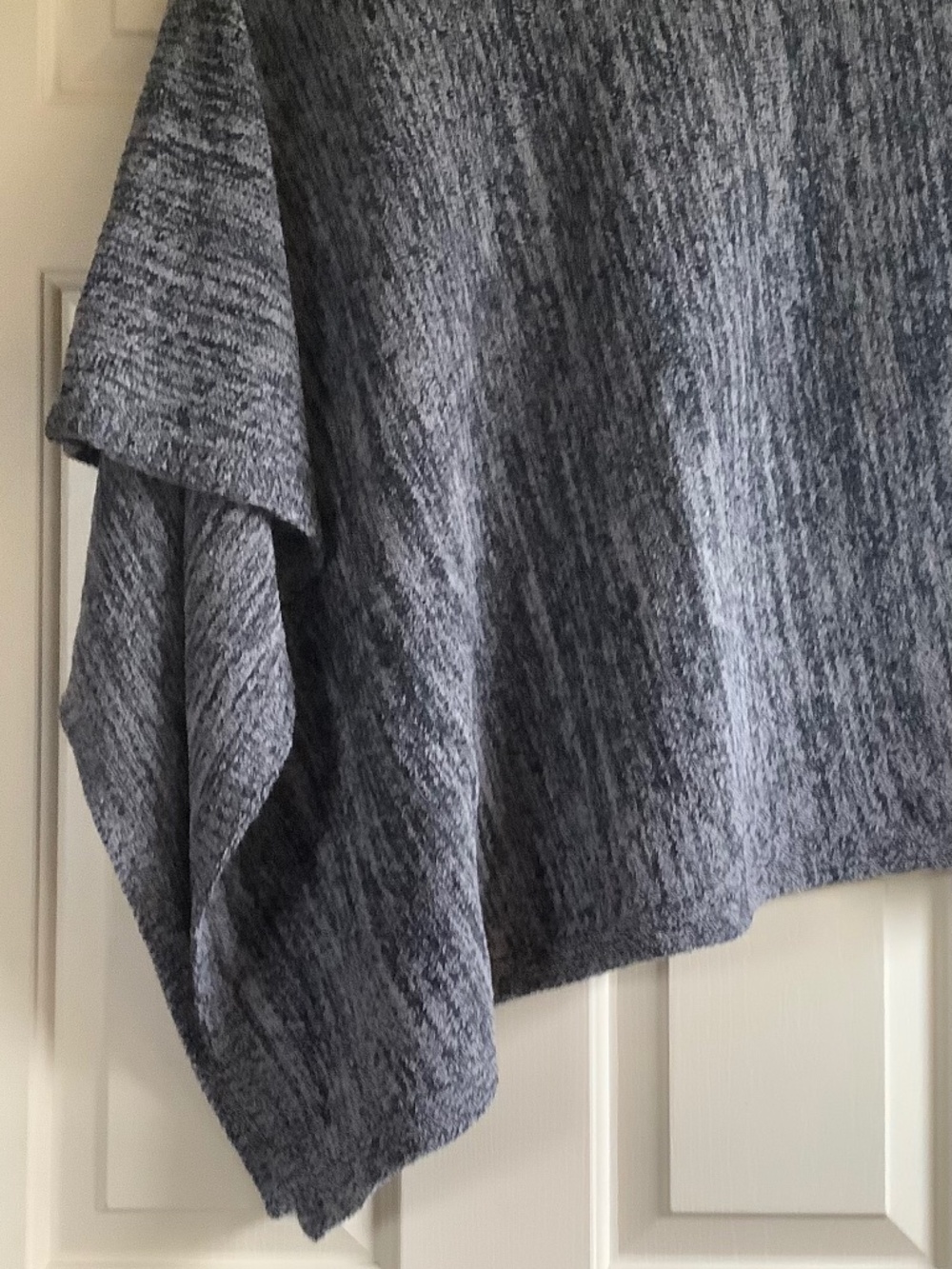 Barefoot Dreams CozyChic Point Dume Poncho Heather Indigo-Dove Gray OS - Picture 10 of 15
